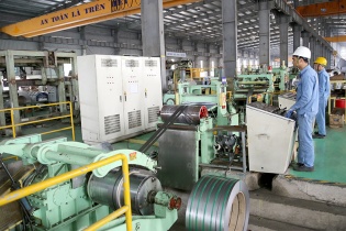 Một cá nhân bị xử phạt vì dùng 19 tài khoản thao túng giá cổ phiếu PAS