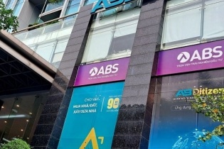 Vi phạm quy định, 2 công ty chứng khoán bị "tuýt còi"