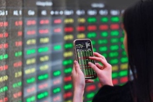 Chứng khoán phiên 6/3: Rung lắc mạnh, VN-Index về 1.767 điểm