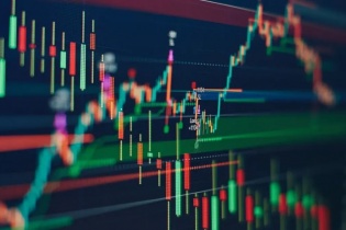 Chứng khoán phiên 7/9: Điều chỉnh sau chuỗi tăng giá, VN-Index quay đầu giảm điểm