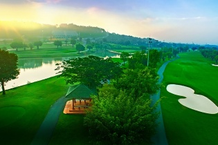 Sân Golf Long Thành – Sân golf “TOP BRANDS năm 2016”