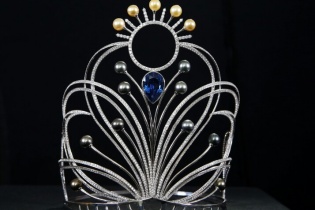 Vương miện mà các người đẹp Đông Nam Á khao khát có gì đặc biêt?