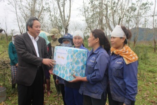 Lãnh đạo tỉnh Quảng Bình thăm chúc Tết đầu năm các doanh nghiệp