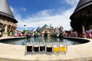 Sun World Ba Na Hills: Khai trương Beer Plaza sức chứa 3.000 người