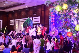 Furama Resort Đà Nẵng tổ chức Trung thu cho các em nhỏ