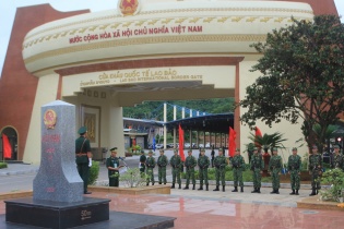 Lễ chào cột mốc và tuần tra song phương biên giới 2 nước Việt Nam - Lào 