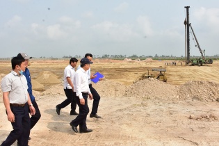 Đốc thúc tiến độ dự án Nhà ga hành khách Cảng hàng không Quốc tế Phú Bài