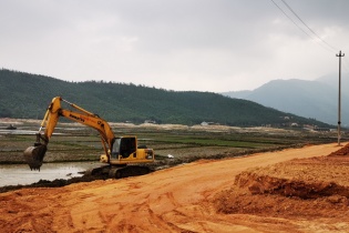 Xử lý dứt điểm giải phóng mặt bằng Trung tâm điện lực Quảng Trạch