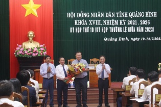 Khách mời đặc biệt tại phiên khai mạc kỳ họp HĐND tỉnh Quảng Bình