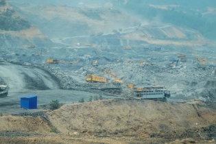 Soi năng lực tài chính nhà đầu tư hệ thống băng tải than xuyên biên giới