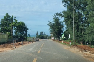 Tháo gỡ vướng mắc cho dự án đường ven biển Quảng Trị