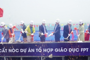 Cất nóc Tổ hợp giáo dục FPT tại TP. Huế