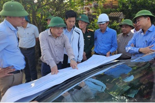 Phó chủ tịch Quảng Trị chỉ đạo đẩy nhanh tiến độ triển khai 2 dự án đường ven biển