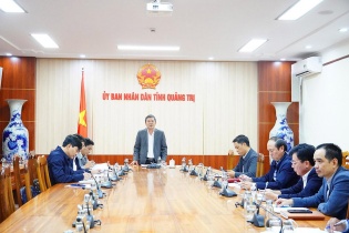 Quảng Trị xem xét thí điểm lắp trạm sạc điện tại các bãi đỗ xe công cộng