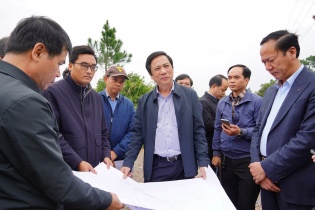Lãnh đạo Quảng Trị đôn đốc thủ tục tái định cư dự án đường sắt tốc độ cao