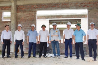 Tìm hướng tháo gỡ khó khăn cho một số dự án tại KKT Đông Nam Quảng Trị
