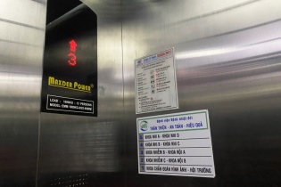 Doanh nghiệp "tố" chủ khảo tiếp tục “gài chiêu” loại thang máy Việt