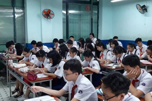 TP.HCM tiếp tục cho học sinh nghỉ học do dịch Covid-19 đến 19/4
