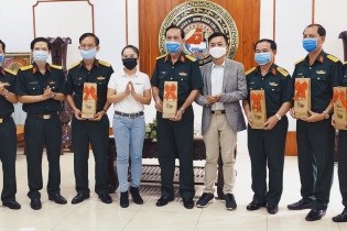Bình Dương: Hỗ trợ hàng dược phẩm cho y bác sĩ và các chiến sĩ đang phòng chống Covid-19 ở khu cách ly