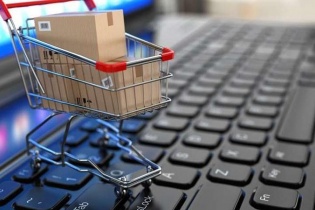 Kênh thương mại điện tử giúp ngành hàng tiêu dùng có tốc độ tăng trưởng gấp 5 lần