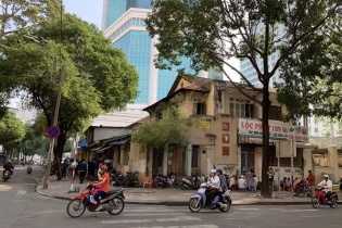 Công ty liên quan tới ông Đinh Trường Chinh cho toàn bộ nhân viên nghỉ việc