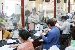 TP.HCM lập đường dây nóng 24/7 hỗ trợ thực hiện thủ tục hành chính khi triển khai chính quyền 2 cấp