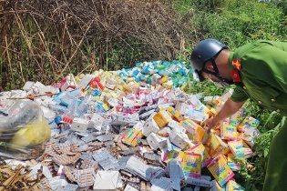 TP.HCM: Tháng cao điểm phát hiện hàng tấn thực phẩm bảo vệ sức khỏe không nguồn gốc 