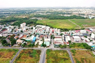 TP.HCM giao cấp xã, phường xem xét giải quyết các trường hợp mua bán đất bằng giấy viết tay