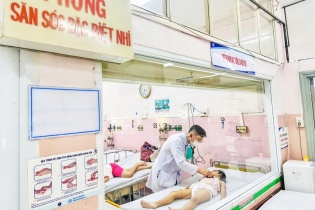 TP.HCM: Lập đoàn kiểm tra các nhà cung cấp thực phẩm sau vụ 200 học sinh ngộ độc