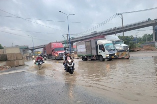 TP.HCM yêu cầu chủ đầu tư khắc phục hư hỏng mặt đường do thi công đường Vành đai 3