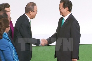 Thủ tướng Nguyễn Tấn Dũng dự lễ khai mạc Hội nghị COP21