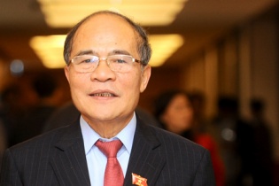 Quốc hội đồng ý để ông Nguyễn Sinh Hùng thôi chức