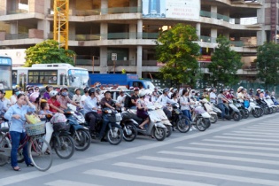 Thủ tướng Nguyễn Xuân Phúc yêu cầu không để giá vé tăng trái quy định dịp nghỉ lễ 30/4-1/5