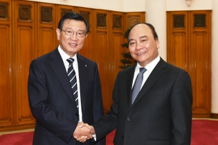 Thủ tướng tiếp Chủ tịch Tập đoàn Kumho Asiana