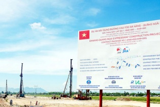 Phó thủ tướng Trịnh Đình Dũng yêu cầu VEC đảm bảo tiến độ cao tốc Đà Nẵng - Quảng Ngãi