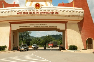 Triển khai Hiệp định thương mại biên giới Việt - Lào