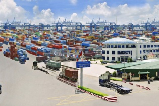 Dịch vụ vận chuyển hàng hóa container bằng đường biển phải niêm yết công khai giá, phụ thu