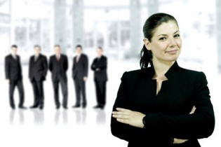 Nâng cao vị thế kinh tế của phụ nữ trong doanh nghiệp nhỏ và vừa