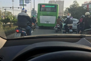 Thủ tướng chỉ đạo xử lý nghiêm hành vi "lấn làn" xe buýt nhanh BRT