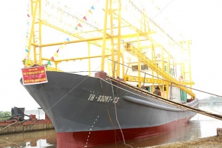 Phó Thủ tướng yêu cầu kiểm tra chất lượng tàu cá đóng theo Nghị định 67