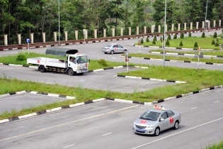 Nghiên cứu trường hợp chuyển đơn vị sự nghiệp thành công ty cổ phần