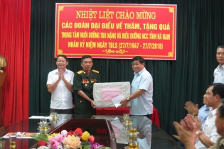 Bộ trưởng Bộ KH&ĐT Nguyễn Chí Dũng tri ân các thương binh, bệnh binh tỉnh Hà Nam