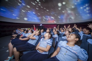 Cơ hội khám phá khoa học cùng robot giáo dục thông minh nhất thế giới