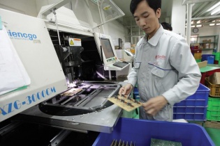 Chính phủ ra Nghị quyết về cắt giảm chi phí cho doanh nghiệp