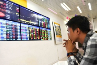 Trình Quốc hội cho ý kiến về Luật Chứng khoán (sửa đổi) tại kỳ họp thứ 7