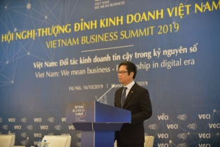 Phát triển bền vững và công nghiệp 4.0 là 2 đường ray để đoàn tàu kinh tế Việt Nam tiến lên phía trước