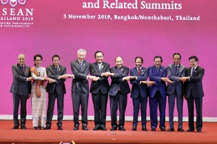 Thắt chặt và củng cố tinh thần đoàn kết ASEAN