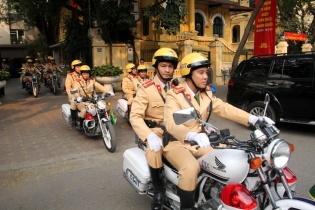 Khắc phục tình trạng quá nhiều lực lượng kiểm tra, xử lý vi phạm trên đường