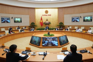 Thủ tướng chủ trì Hội nghị trực tuyến “3 trong 1”