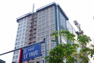 Quận Ba Đình bác đề xuất chủ đầu tư dự án 8B Lê Trực tự tháo dỡ tầng 18